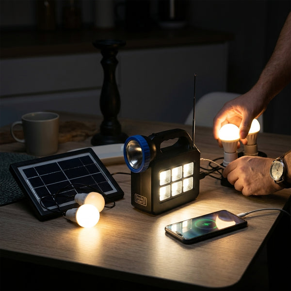 Batería portátil con placa solar para cortes de luz