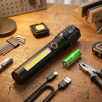 Linterna LED con zoom de alta potencia